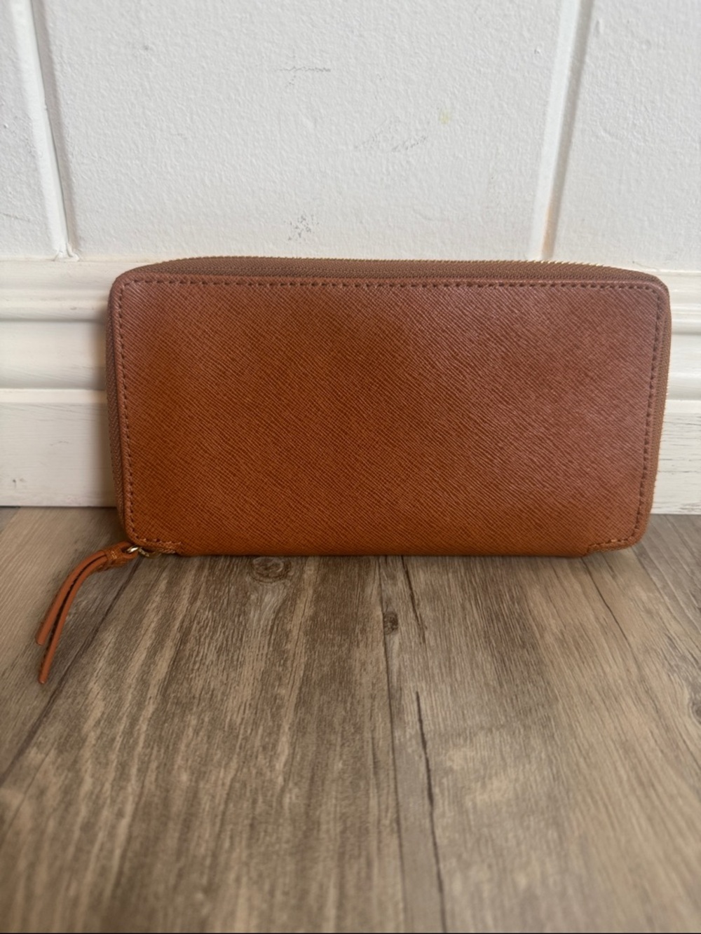 Barneys New York Saffiano Leather Zip Wallet Tan Organizer